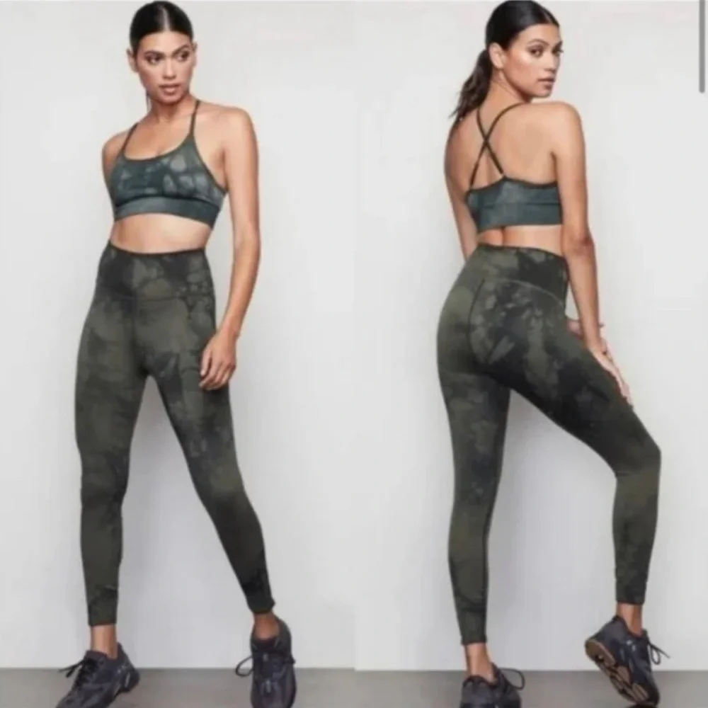 Good American Agave Tie Dye Seamless Leggings - Picture 7 of 7